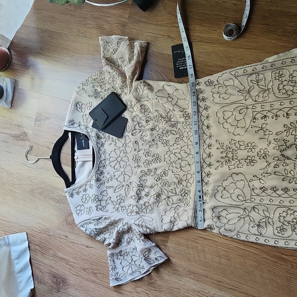 BNWT Needle &Thread dress size 6 - Picture 14 of 15